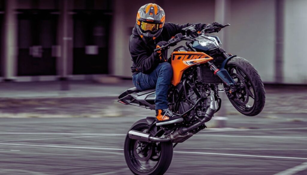 KTM 125 Duke Launch Date & Price in India.